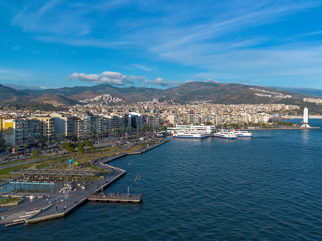 İzmir İnşaatçılar Çarşısı Emlak Ofisi